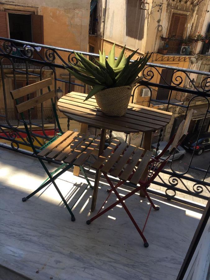 Suiteinpalermo - Case Vacanze Nel Centro Storico Exterior photo